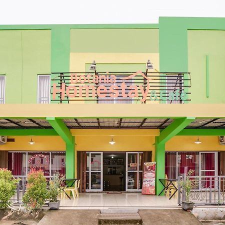 Oyo 90024 Botania Homestay & Cafe Nongsa Esterno foto