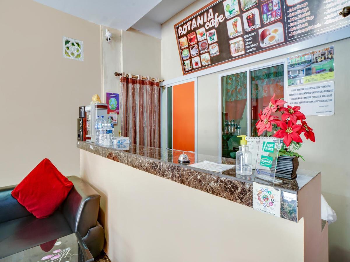 Oyo 90024 Botania Homestay & Cafe Nongsa Esterno foto
